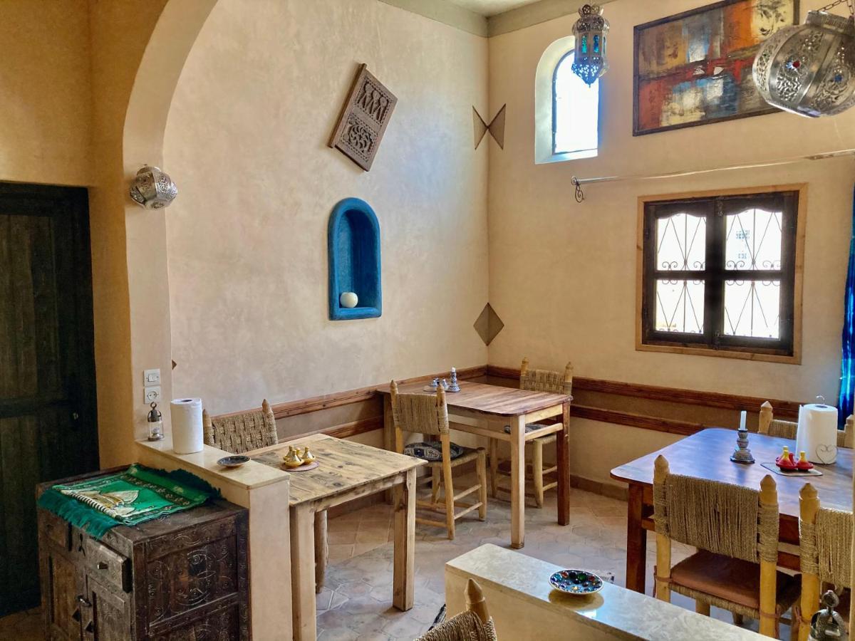 مبيت وإفطار Aït Idaïr Les 4 Saisons Du Dades المظهر الخارجي الصورة